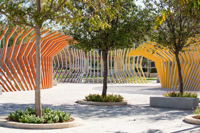 南锣鼓巷日均接待游客2万人次 游客数量直逼故宫“太阳成集团tyc7111cc”(图3) 太阳成集团tyc7111cc