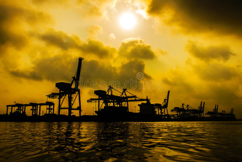 ‘太阳成集团tyc7111cc’2017年我国餐饮业收入39644亿元(图3) 太阳成集团tyc7111cc